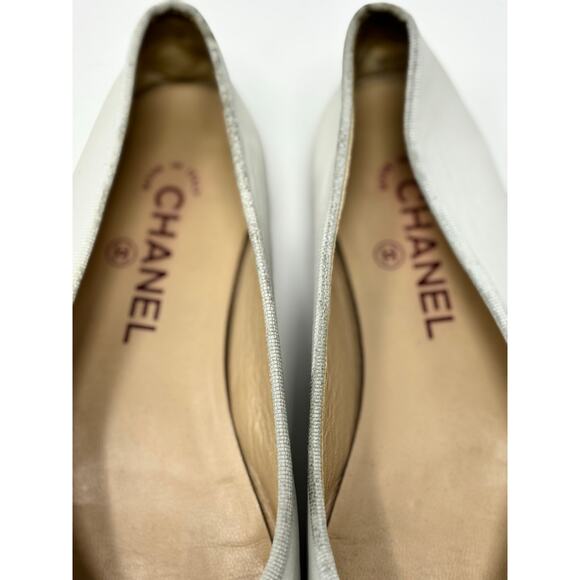 Chanel CC Cap Toe Ballet Flats Classic Kidskin Leather Cream Gold Bow EU 37.5 - Picture 14 of 15